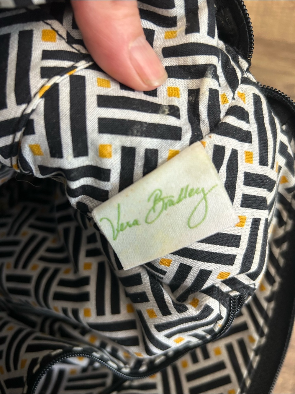 Vera Bradley Black Quilted Crossbody/Messenger Bag - Retired Dogwood Lining - Picture 11 of 11